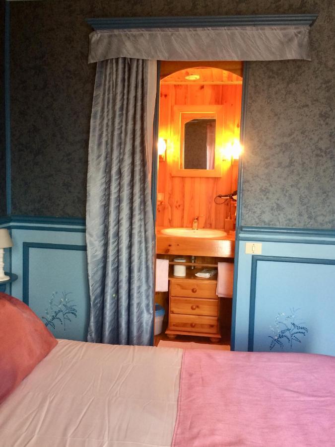 Chambres D'Hotes Du Domaine Capiet Courpiac Exterior photo